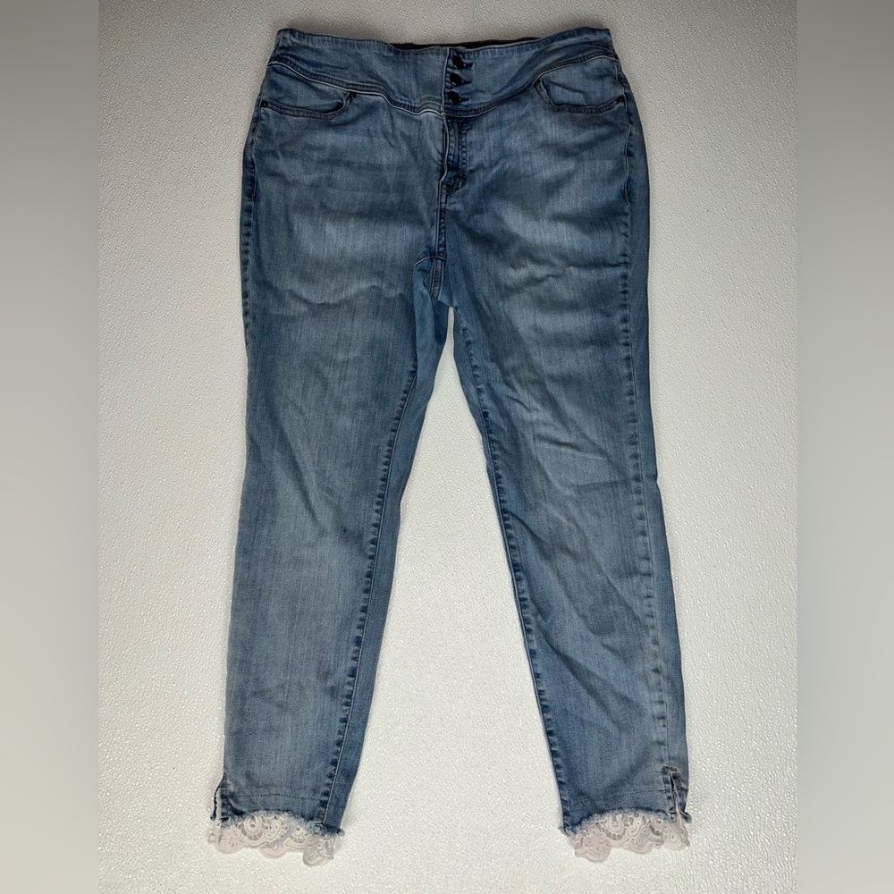 Lane Bryant Light Wash Flex Magic Waist Band High Rise Lace Jegging Size 16 - Picture 3 of 10
